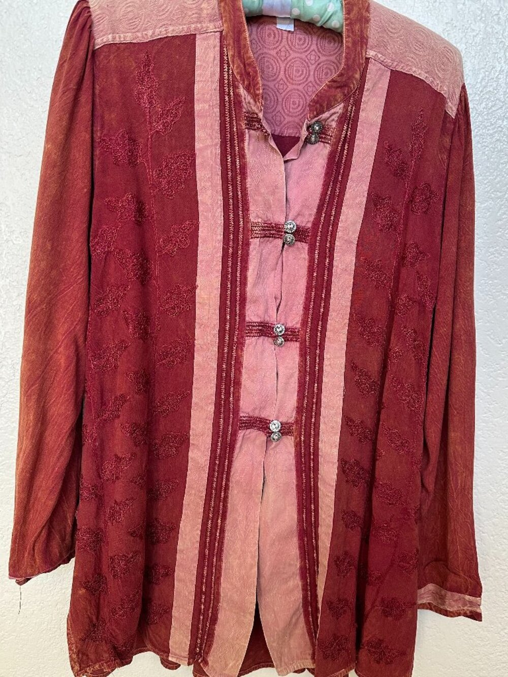 Vintage women's tunic, long sleeves, Free Size (fits like M) reds